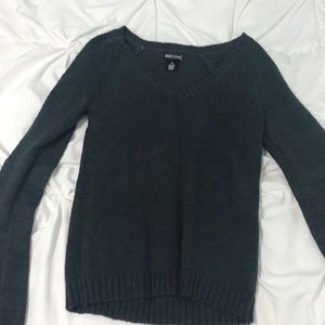 grey sweater